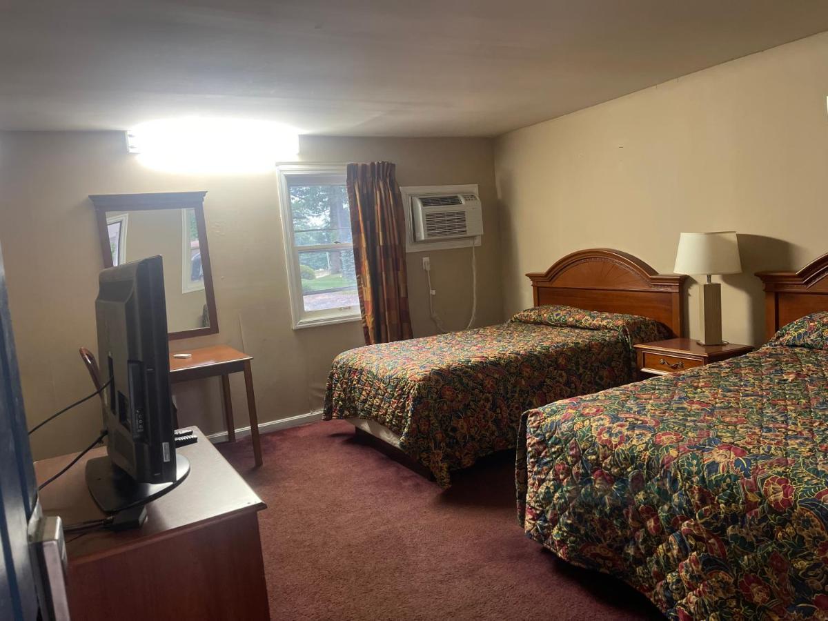 Pennswoods Inn Манхейм Экстерьер фото