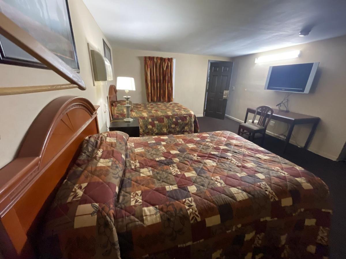 Pennswoods Inn Манхейм Экстерьер фото